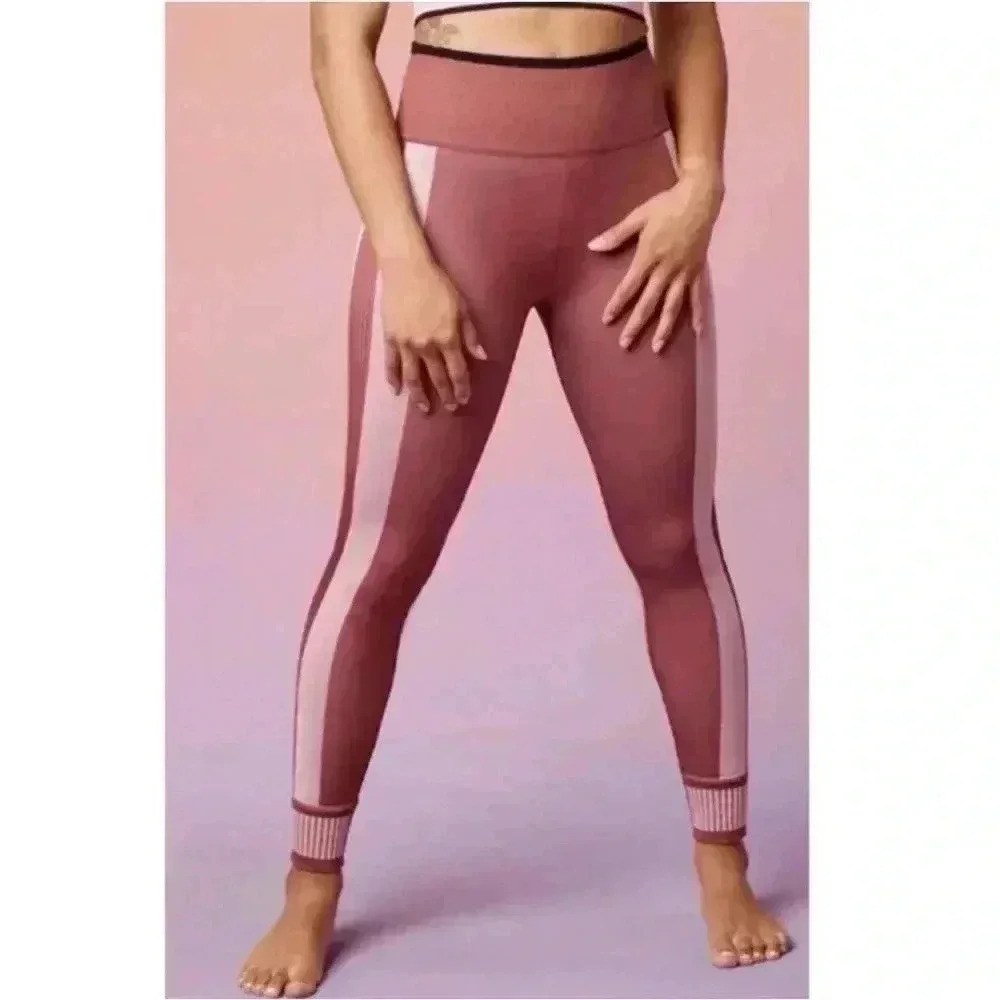 FABLETICS MAUVE PINK/striped leggings - Picture 4 of 6